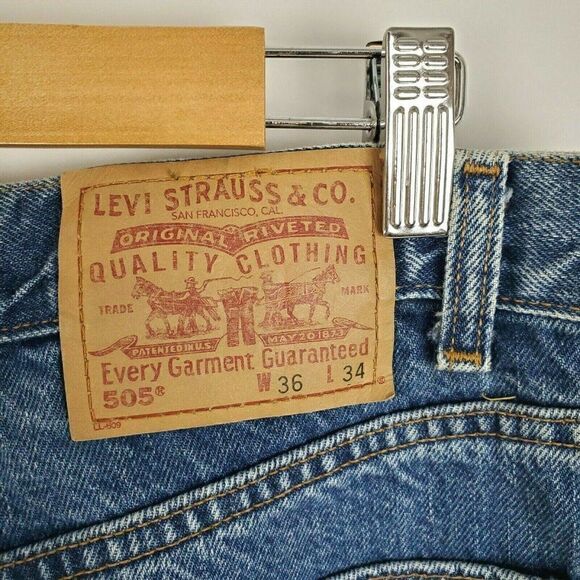 Vintage Levis Red Tab 505 Medium Wash 36X34 (actual 34x33) Straight Leg Jeans - Picture 6 of 9